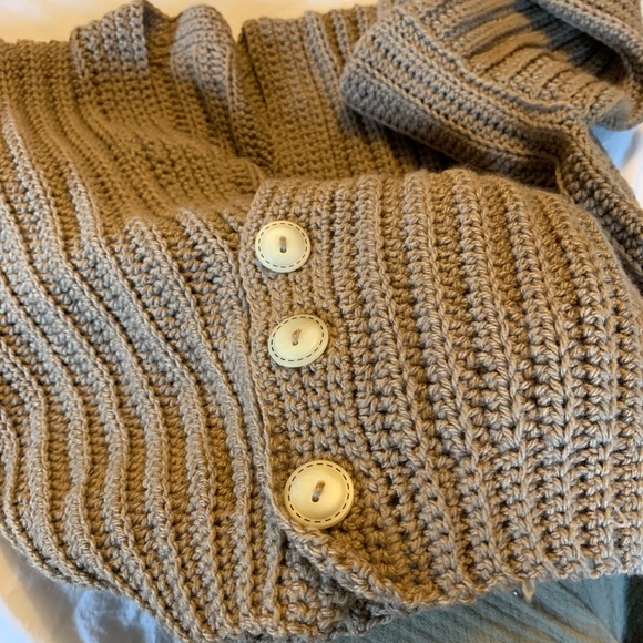 Crochet Cardigan - Picture 2 of 4